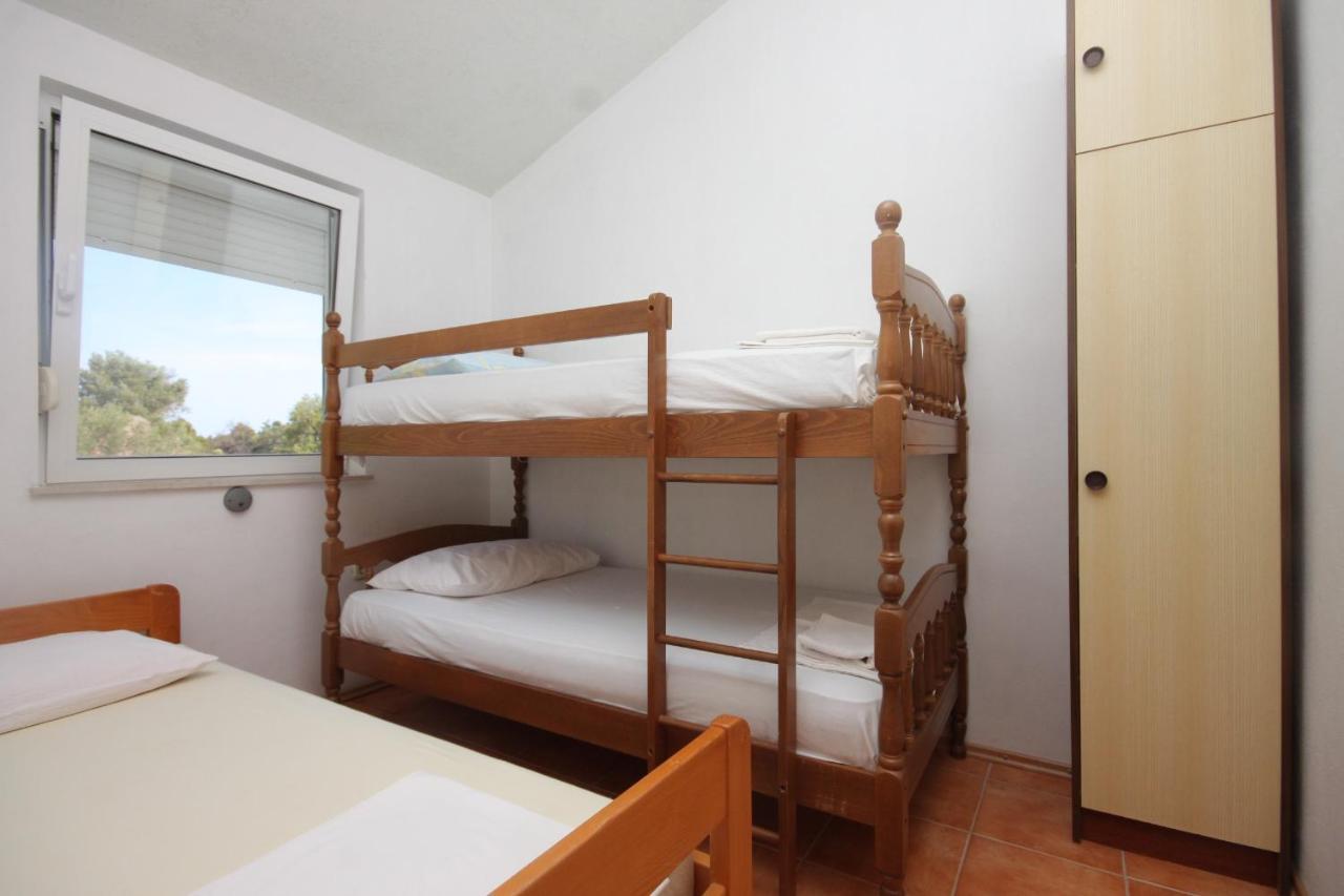 Apartments By The Sea Luka, Dugi Otok - 8182 Kültér fotó