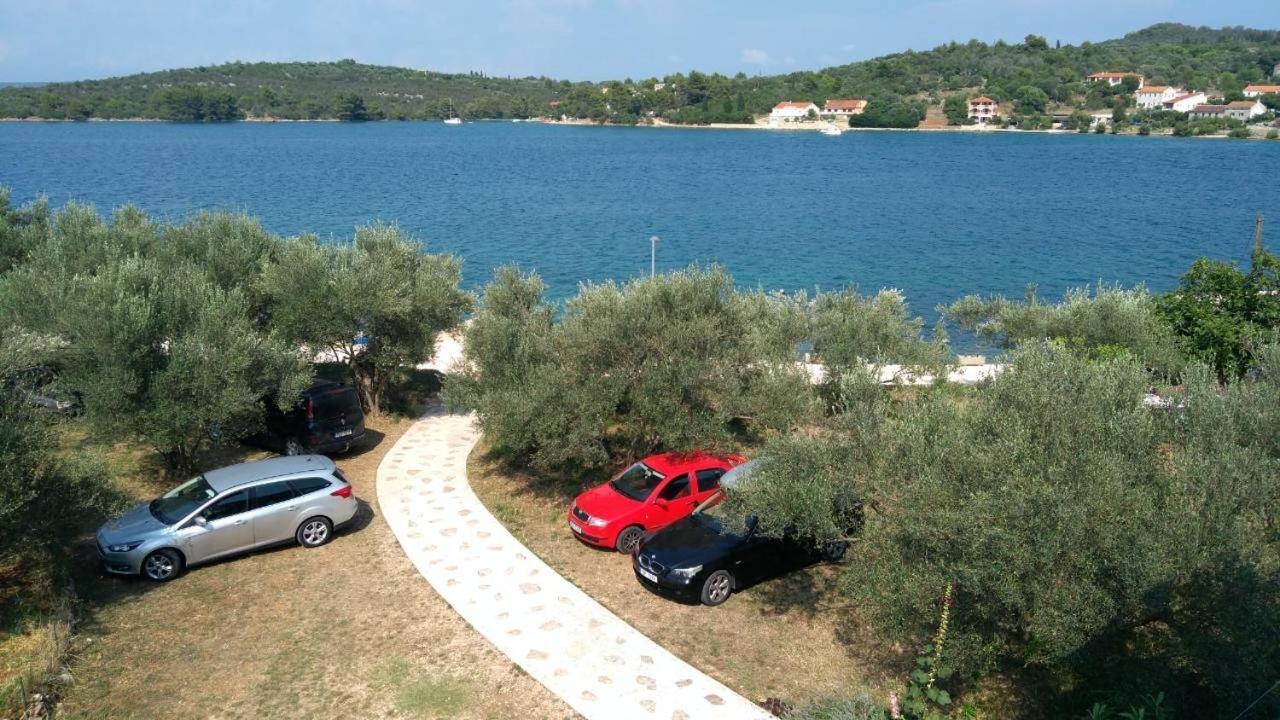 Apartments By The Sea Luka, Dugi Otok - 8182 Luka  Kültér fotó
