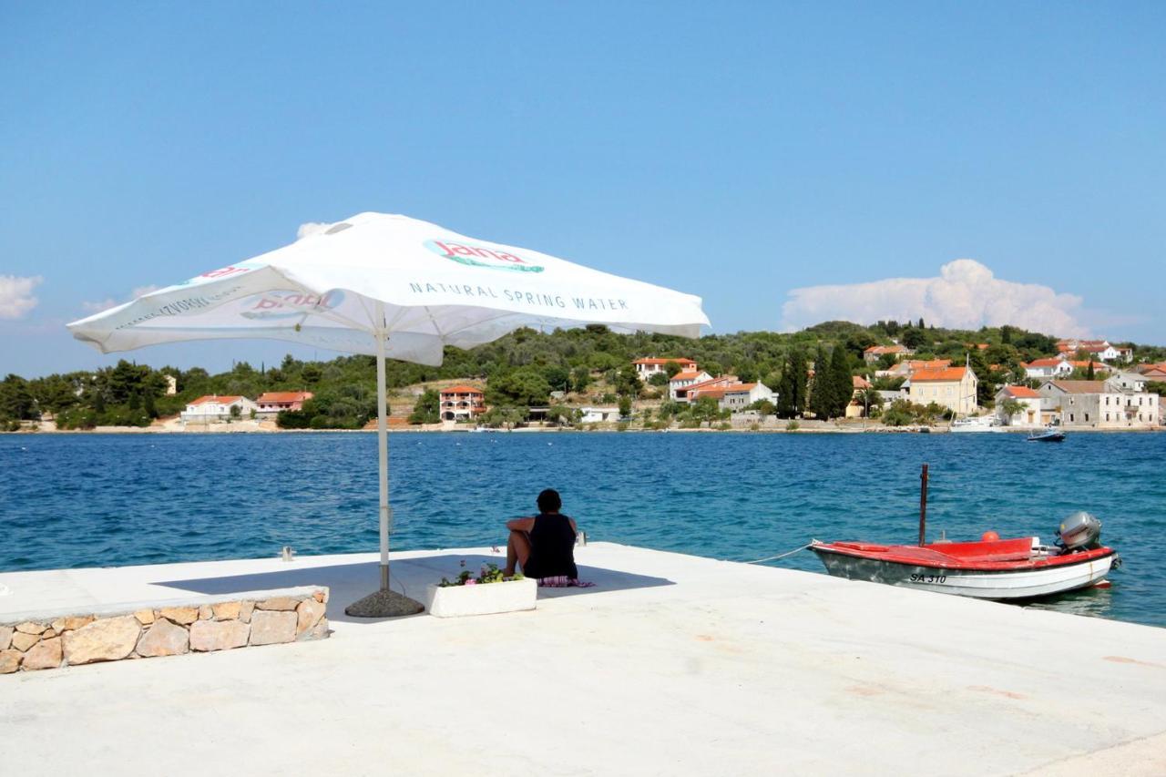Apartments By The Sea Luka, Dugi Otok - 8182 Luka  Kültér fotó