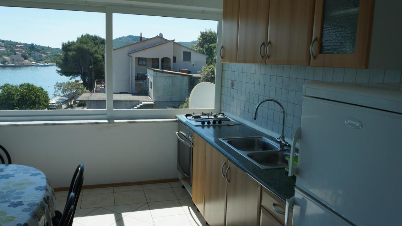 Apartments By The Sea Luka, Dugi Otok - 8182 Kültér fotó